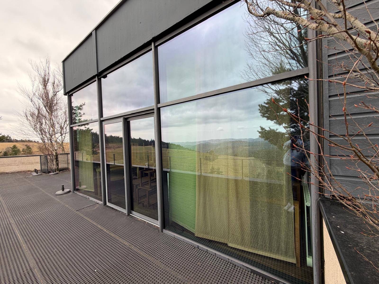 Installation de films de protection solaire dans le 43