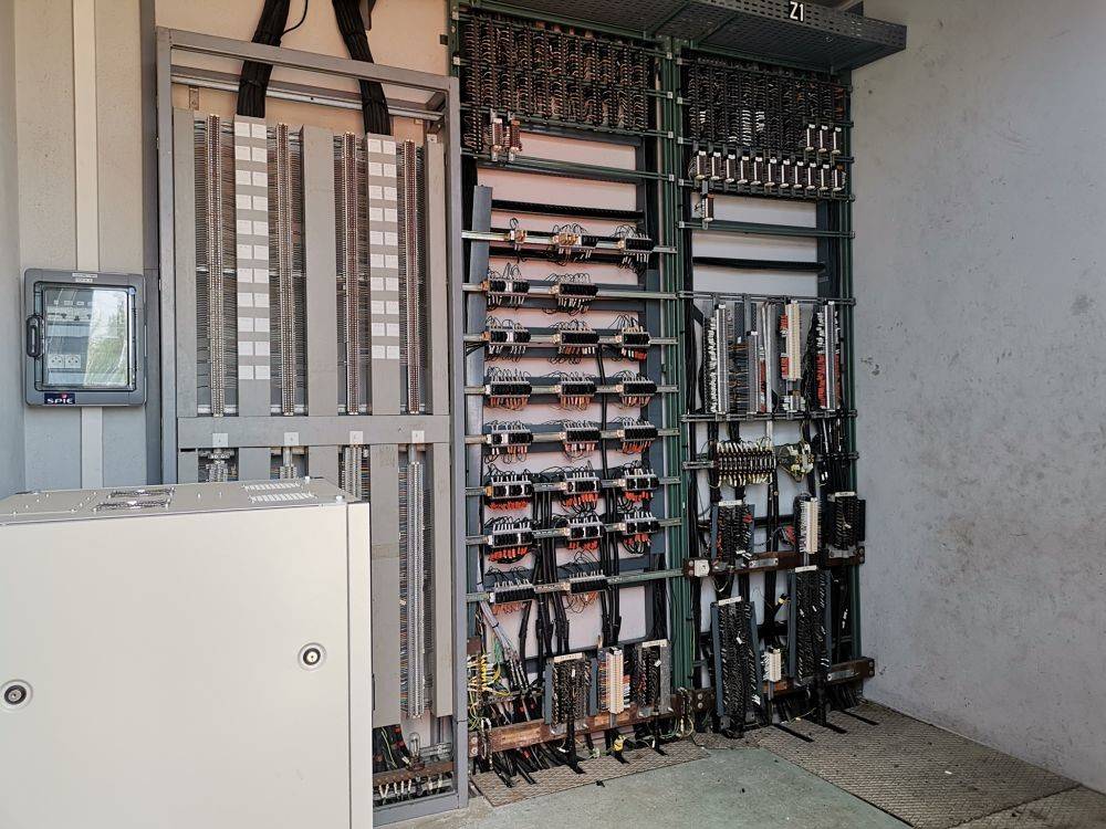 Installation électrique à protéger de la chaleur et des rayons UV à Feysin (69), Sud Est de la France