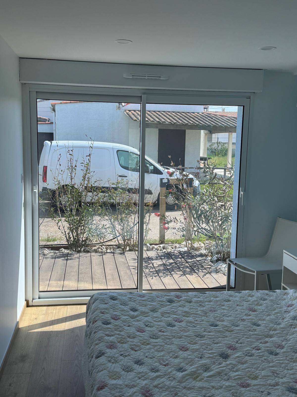 Installation de film Chrome 270 XC de Solar Screen pour un particulier dans l'Hérault