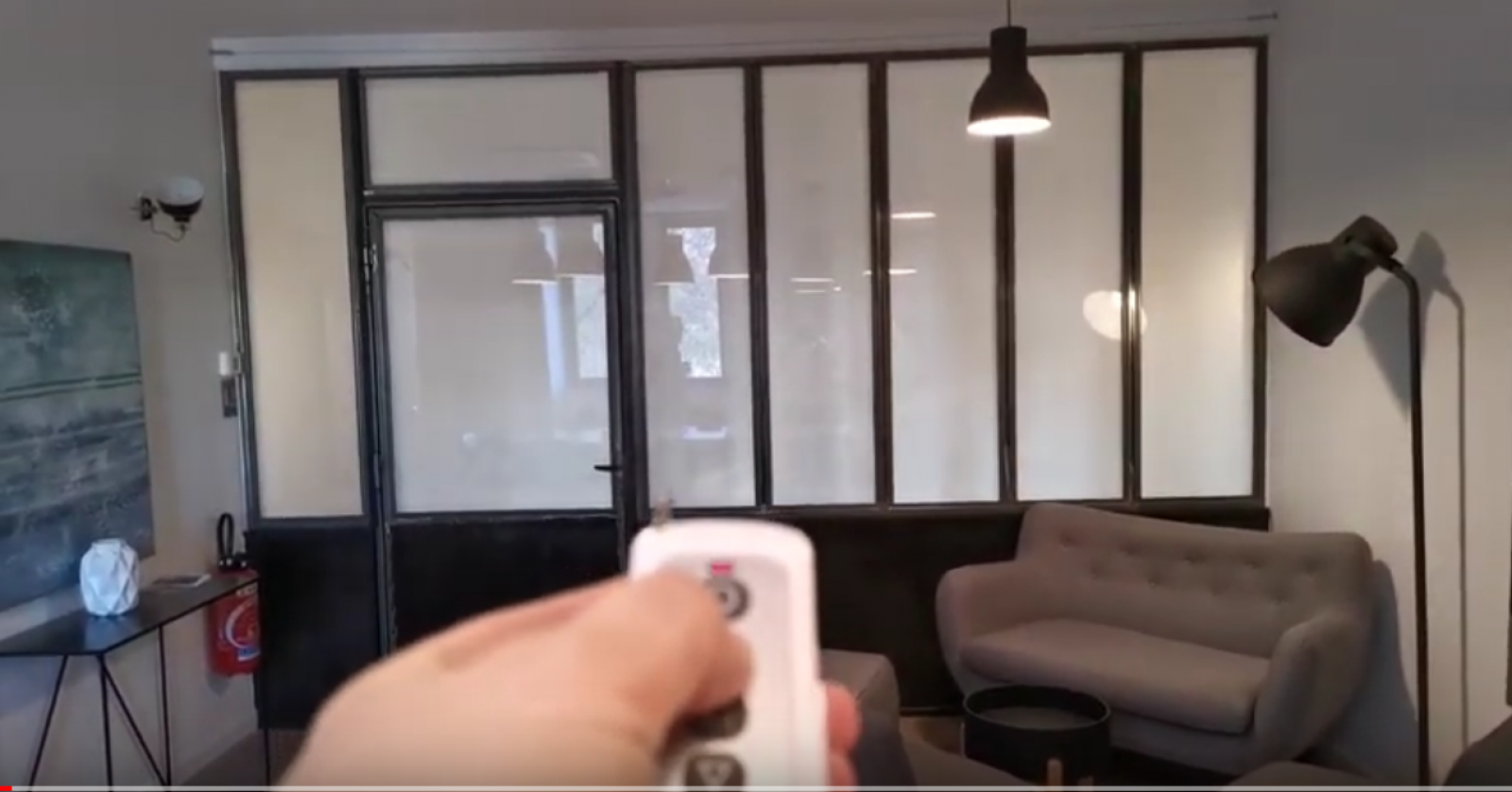 Poser un film à opacité contrôlée et télécommandée sur tout type de vitrages professionnelsà Montpellier, en Occitanie.