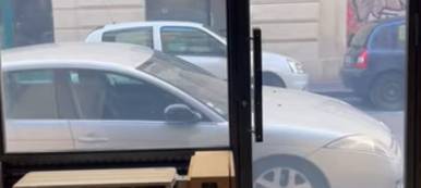 Pose Film à occultation variable ou E-film pour bureaux d'entreprise Grenoble 38 Isère