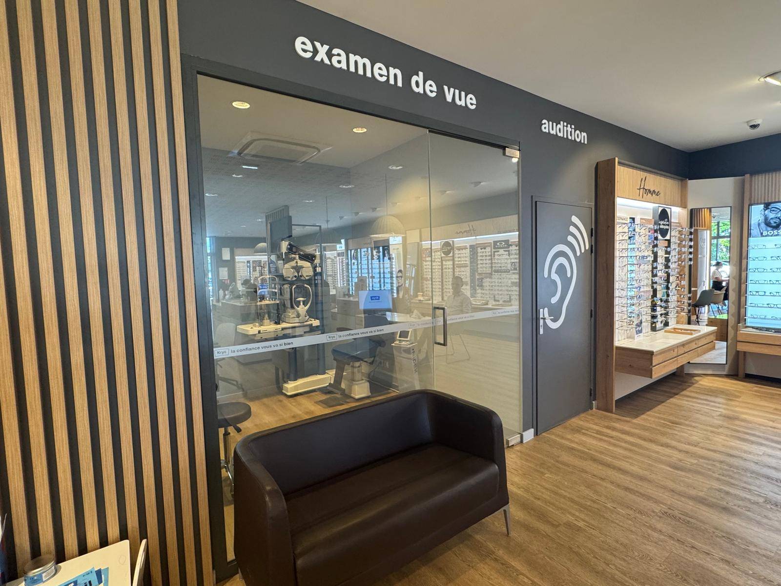 Installation de films à opacité contrôlée pour un professionnel médical dans l'Hérault