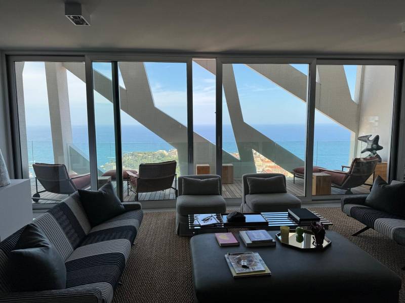 Installation de films pour protéger des rayons UV à Monaco