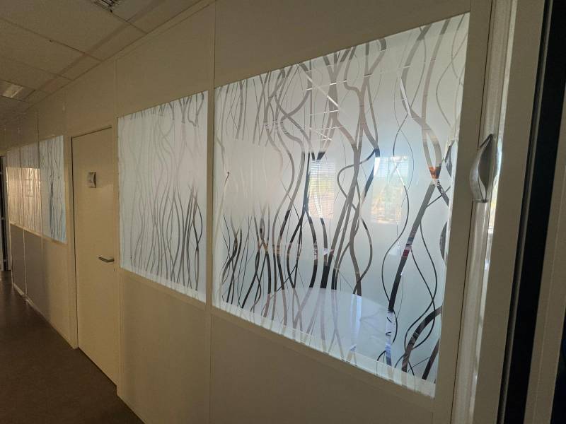 Film décoratif sur mesure pour vitrage existant en Ardèche