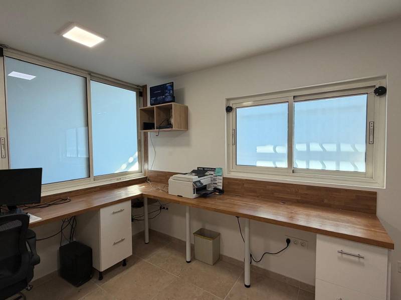 Mise en place de films à opacité variable dans hangar agricole à Bordeaux