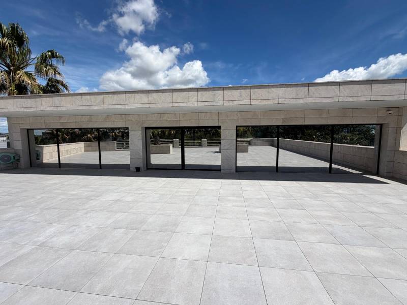 Film de protection solaire pour améliorer le confort thermique dans le 34