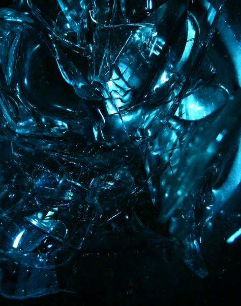 Le film adhésif de sécurité anti intrusion anti choc pour protéger tous vos vitrages en Rhône Alpes et en PACA