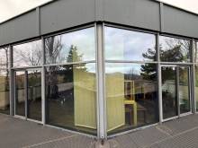 Pose d'un film Clarity 333XC Solar Screen pour améliorer les performances thermiques 