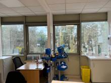 Installation de film pour se protéger de la chaleur dans un ERP à Avignon dans le Vaucluse