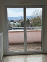 Installation en survitrage de films anti rayons ultra violets dans le 26