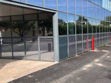 Protéger des regards et de la chaleur les façades vitrées d'un immeuble de bureaux à Avignon
