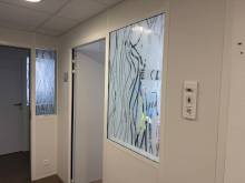 Vitrophanie sur mesure pour bureaux en Ardèche