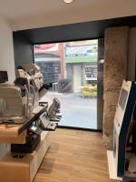 Installation d'un e-film dans un commerce de Saint-Marcellin 38